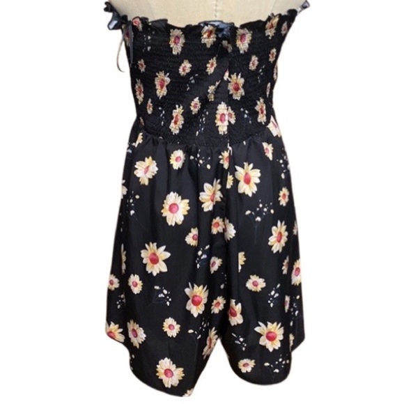 SHEIN Pants - SHEIN CURVE HALTER ROMPER SIZE 3XL